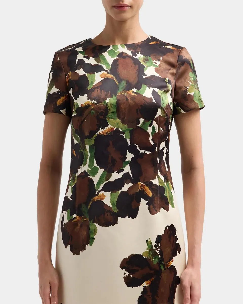 Oscar de la Renta Short-Sleeve Watercolor Iris Print Midi Dress | Thumbnail 3 Oscar de la Renta Short-Sleeve Watercolor Iris Print Midi Dress | Thumbnail 3