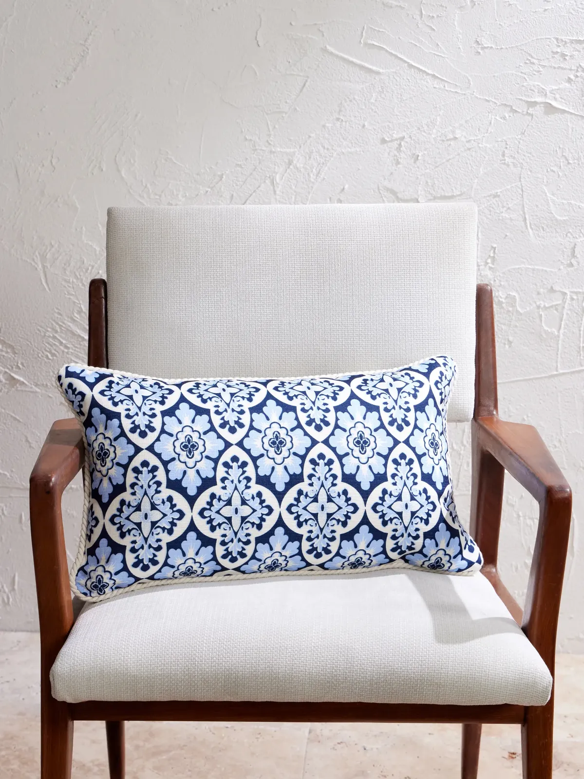 La DoubleJ Printed Cushions - Men