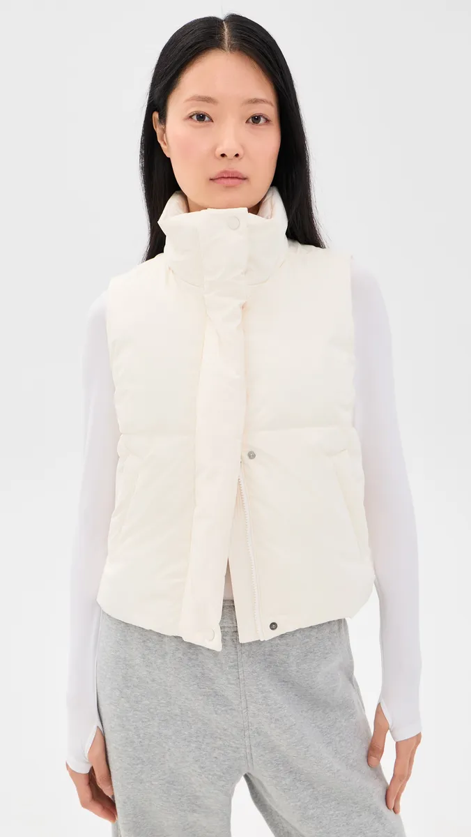 Beyond Yoga Up For It Puff Matte Vest | Thumbnail 3 Beyond Yoga Up For It Puff Matte Vest | Thumbnail 3