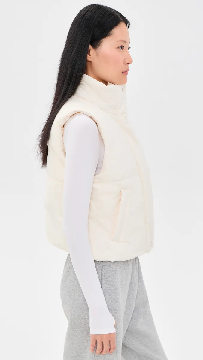 Beyond Yoga Up For It Puff Matte Vest | Thumbnail 5 Beyond Yoga Up For It Puff Matte Vest | Thumbnail 5