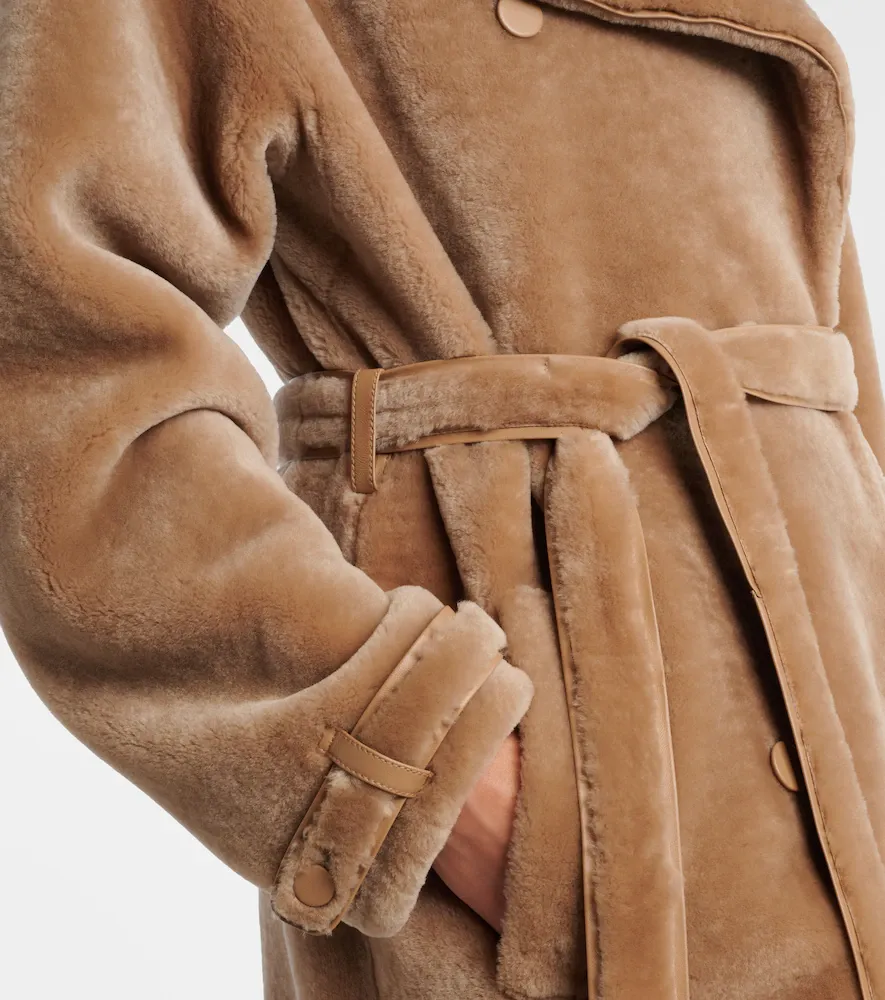 Gabriela Hearst Tellus double-breasted shearling coat | Thumbnail 2 Gabriela Hearst Tellus double-breasted shearling coat | Thumbnail 2