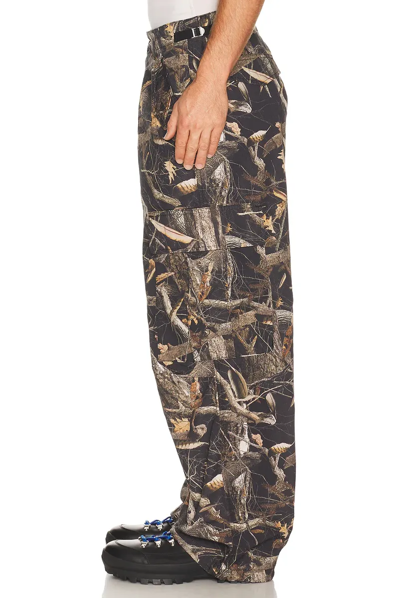 Carhartt WIP Osborn Cargo Pant | Thumbnail 4 Carhartt WIP Osborn Cargo Pant | Thumbnail 4