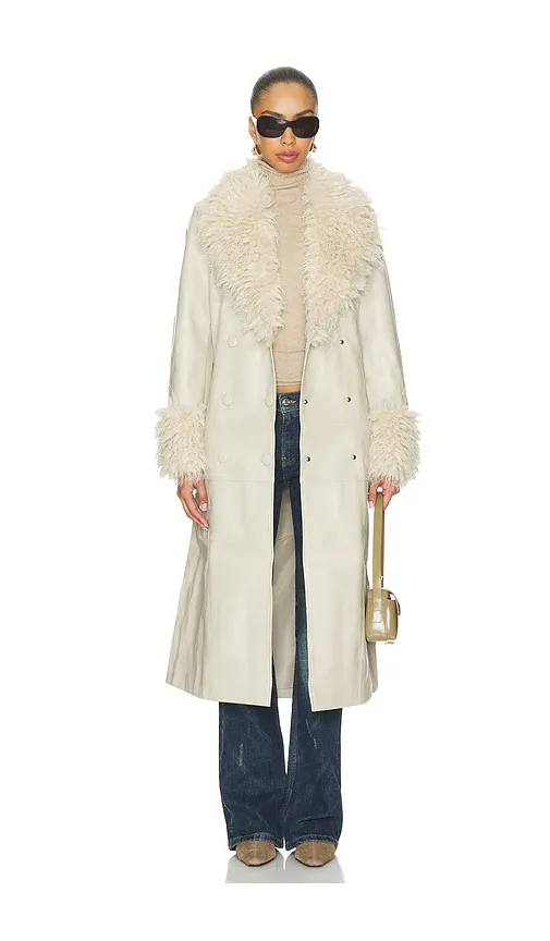 Curaae by Elliatt Poseyra Coat | Thumbnail 2 Curaae by Elliatt Poseyra Coat | Thumbnail 2
