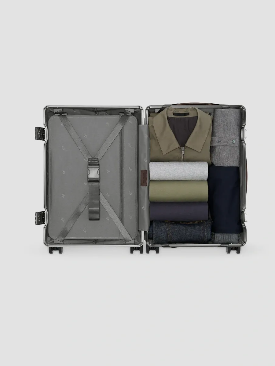 Carl Friedrik Men Hybrid The Large Check-In Spinner Suitcase | Thumbnail 7 Carl Friedrik Men Hybrid The Large Check-In Spinner Suitcase | Thumbnail 7