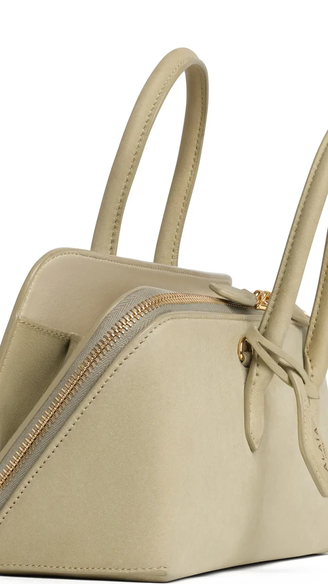 Alaïa Delta Small Bag In Nubuck | Thumbnail 3 Alaïa Delta Small Bag In Nubuck | Thumbnail 3