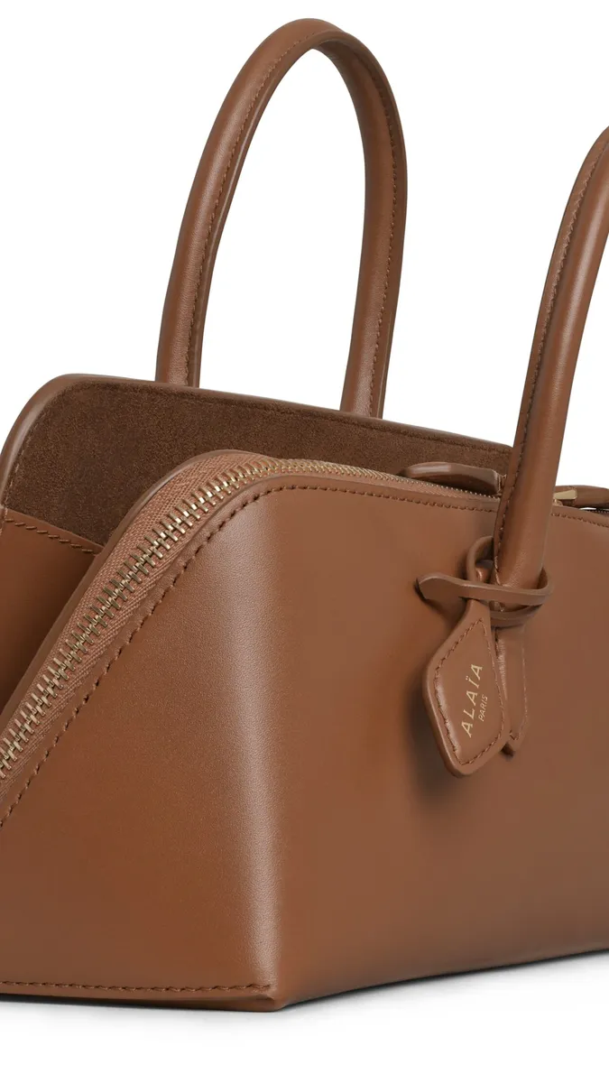 Alaïa Delta Small Bag In Box Calfskin | Thumbnail 3 Alaïa Delta Small Bag In Box Calfskin | Thumbnail 3