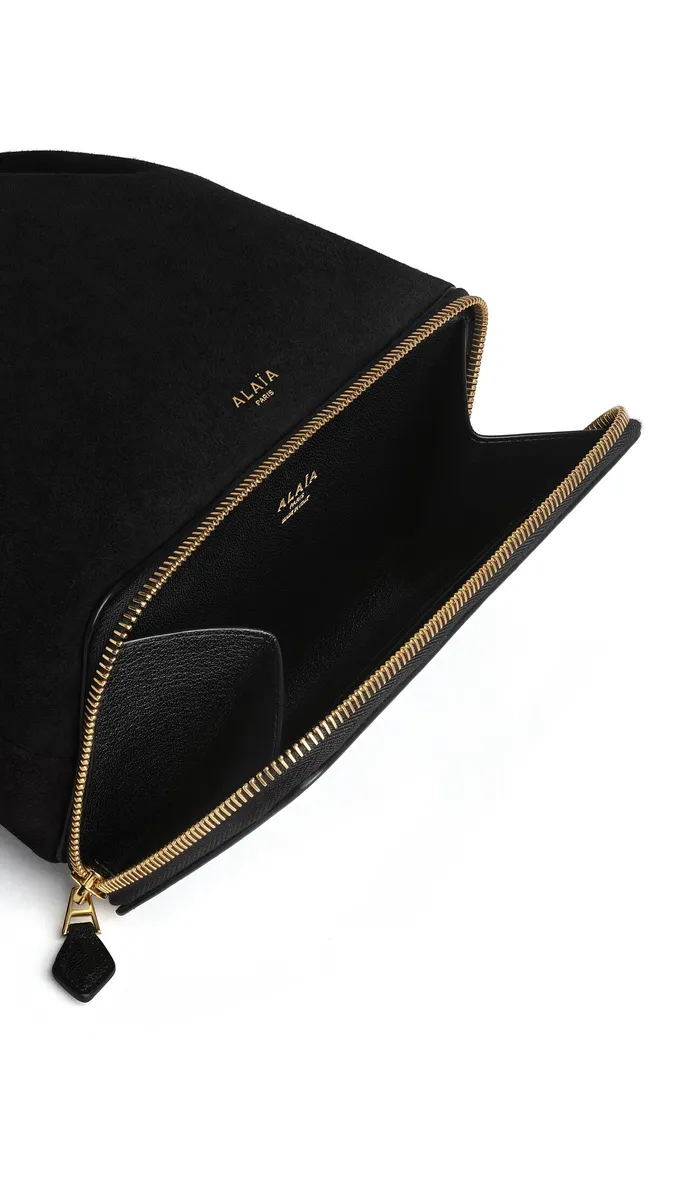 Alaïa Le Pochon Bag In Suede | Thumbnail 3