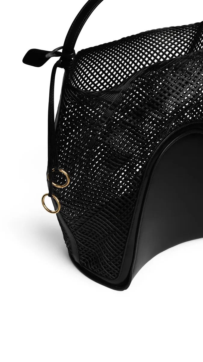Alaïa Hip Large Bucket Bag In Leather Net | Thumbnail 3 Alaïa Hip Large Bucket Bag In Leather Net | Thumbnail 3