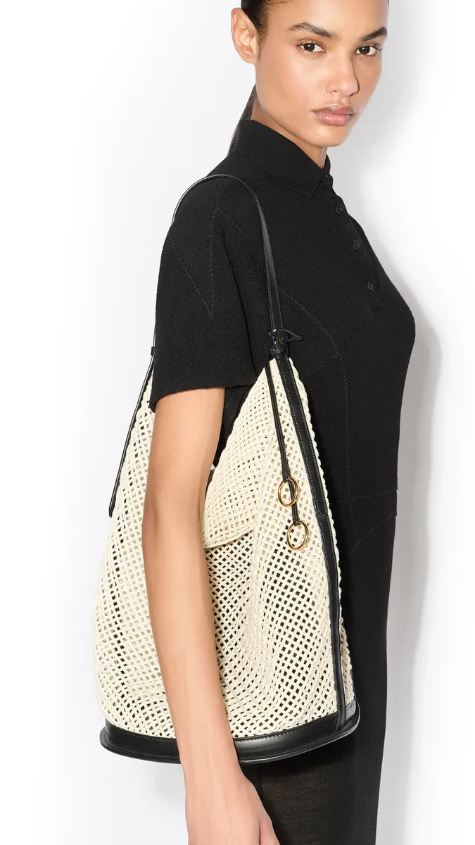 Alaïa Hip Large Bucket Bag In Cotton Net | Thumbnail 4 Alaïa Hip Large Bucket Bag In Cotton Net | Thumbnail 4