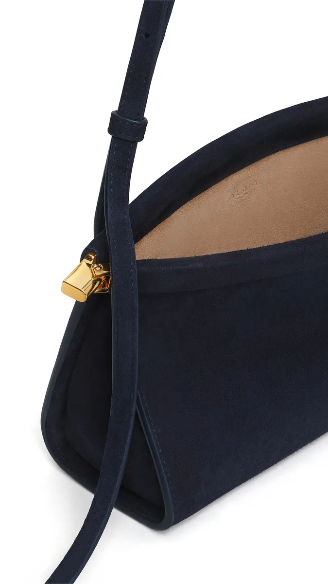 Alaïa Le Click East West Small Bag In Suede | Thumbnail 3