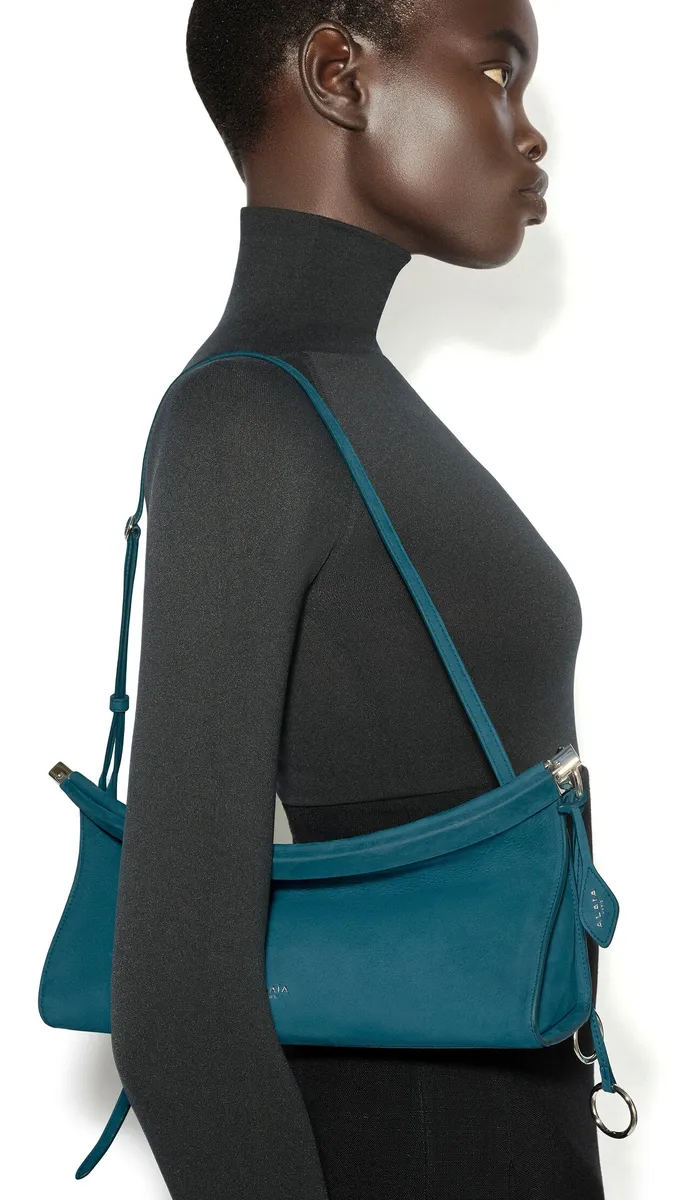 Alaïa Le Click East West Medium Bag In Nubuck | Thumbnail 4