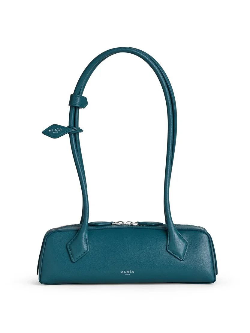 Alaïa Le Teckel Small Bag In Leather
