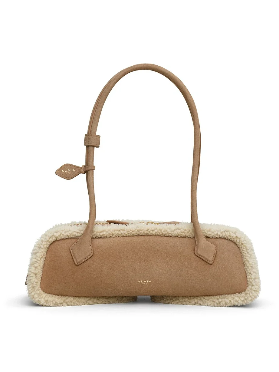 Le Teckel Medium Bag In Merino Shearling Le Teckel Medium Bag In Merino Shearling
