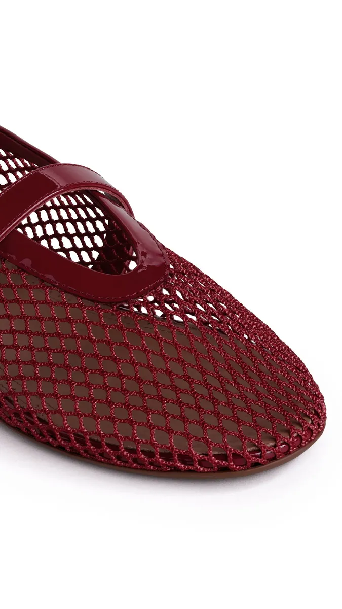 Alaïa Ballet Flats In Fishnet | Thumbnail 3