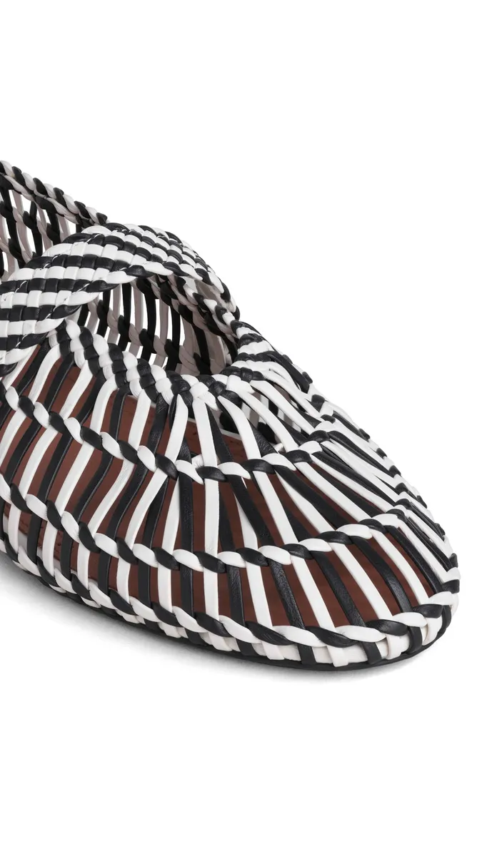 Alaïa Ballet Flats In Weaved Lambskin | Thumbnail 3 Alaïa Ballet Flats In Weaved Lambskin | Thumbnail 3