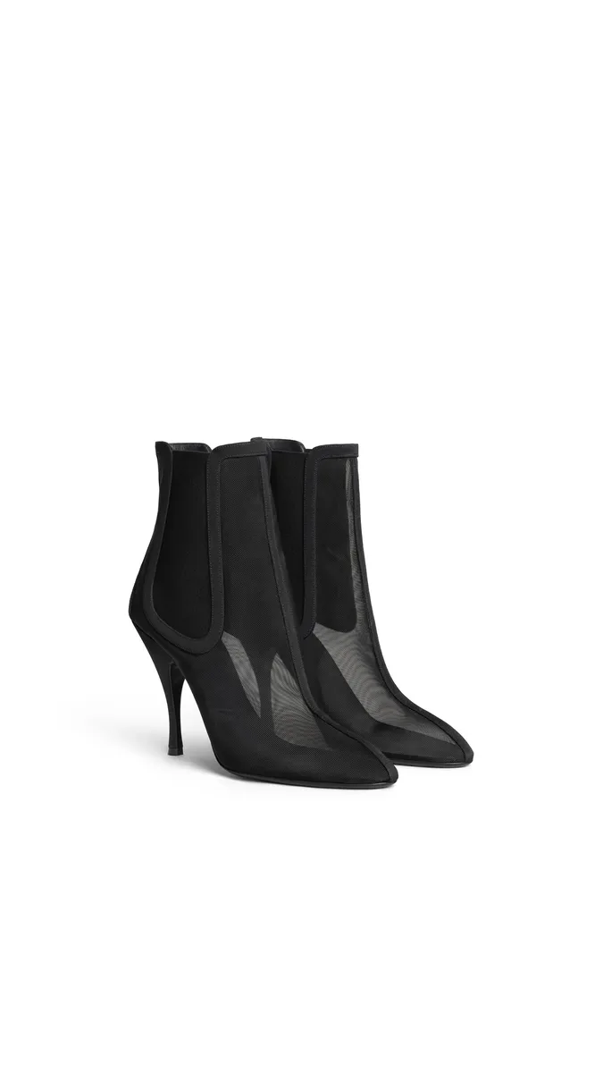 Alaïa Heeled Chelsea Boots In Mesh | Thumbnail 2 Alaïa Heeled Chelsea Boots In Mesh | Thumbnail 2