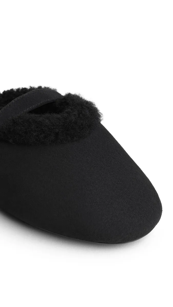 Alaïa Mules In Merino Shearling | Thumbnail 3