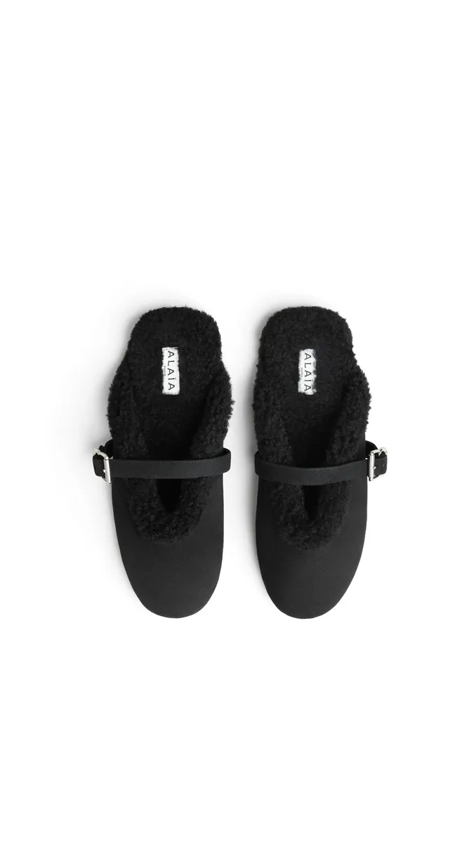 Alaïa Mules In Merino Shearling | Thumbnail 4