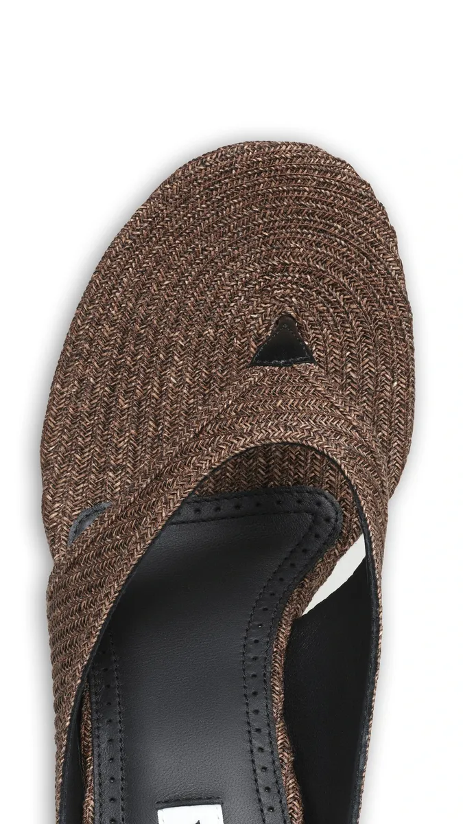 Alaïa Cube Thong Mules In Paper Straw | Thumbnail 4 Alaïa Cube Thong Mules In Paper Straw | Thumbnail 4