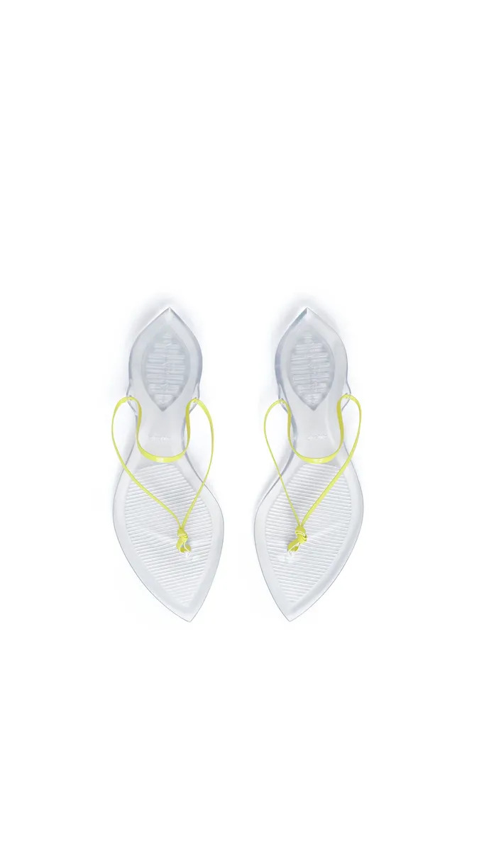 Alaïa Invisible Thong In Patent Leather | Thumbnail 4