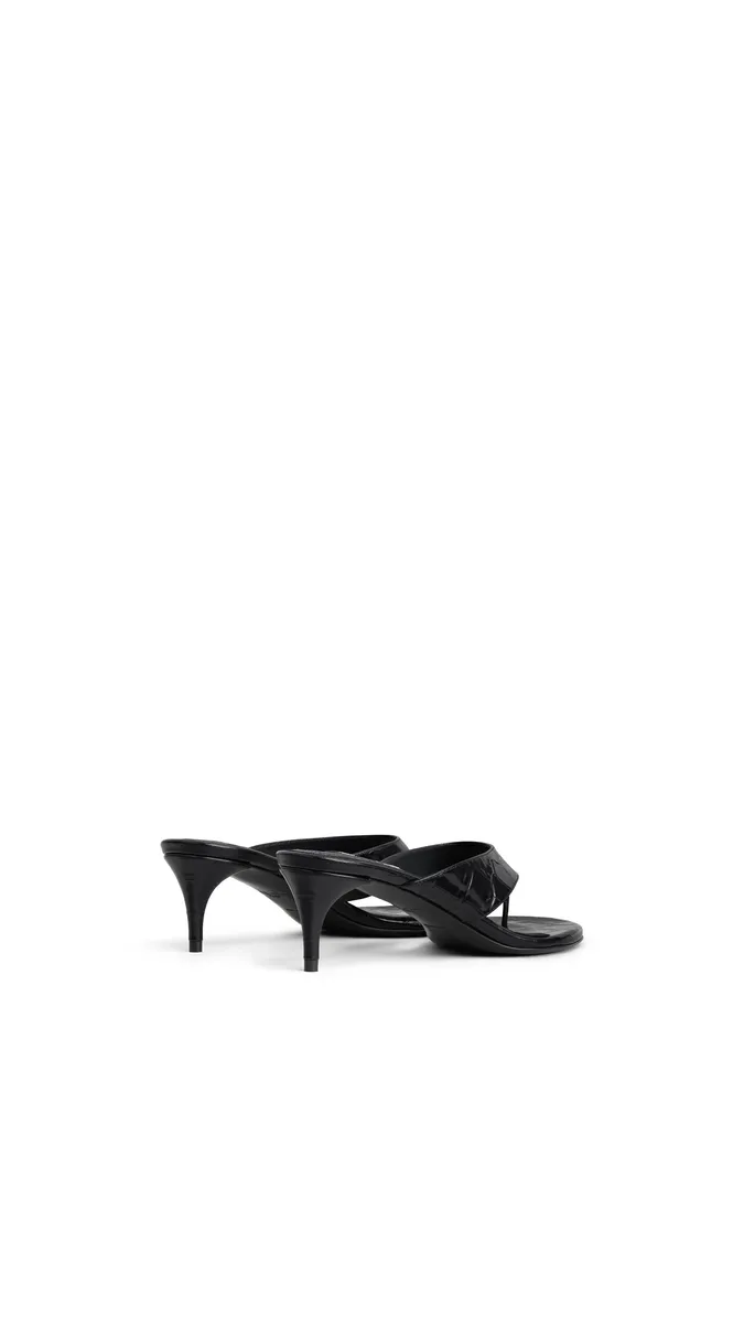 Alaïa Mules Tong In Crocodile Embossed Calfskin | Thumbnail 3