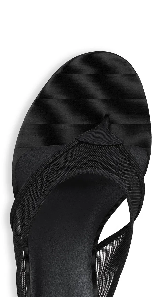 Alaïa Mules Tong In Mesh | Thumbnail 4