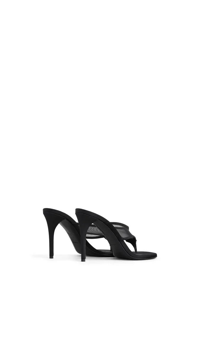 Alaïa Mules Tong In Mesh | Thumbnail 3
