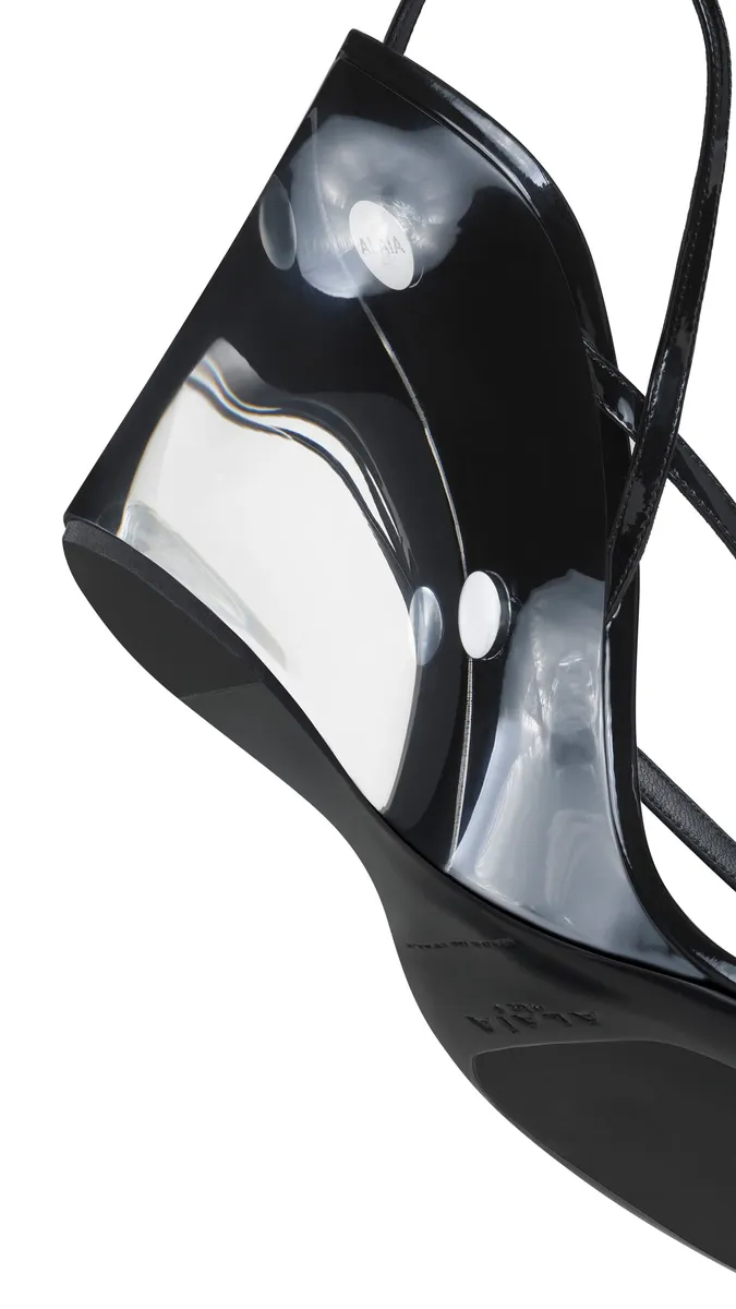 Alaïa Invisible Thong Sandals In Patent Calfskin | Thumbnail 4 Alaïa Invisible Thong Sandals In Patent Calfskin | Thumbnail 4