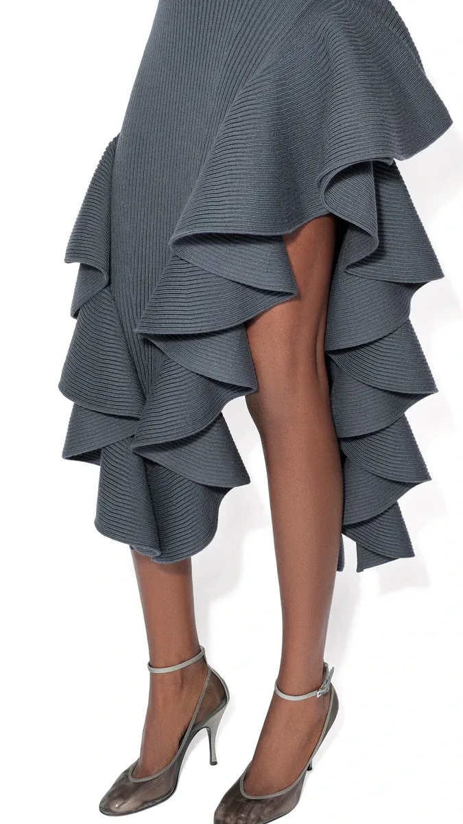 Alaïa Ribbed Ruffle Skirt | Thumbnail 4