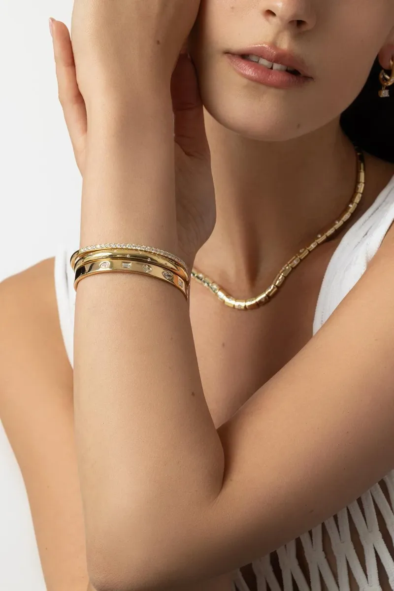 KWIAT Diamond Stackable Bangle | Thumbnail 4 KWIAT Diamond Stackable Bangle | Thumbnail 4