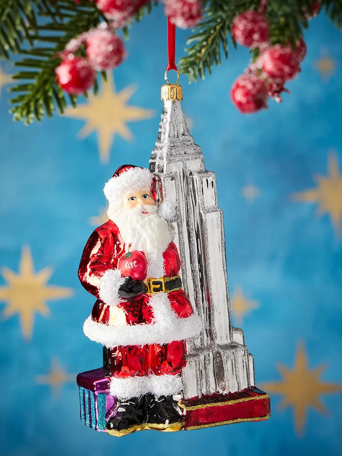 Glassware Art Studio Santa With Empire State Building Glass Ornament