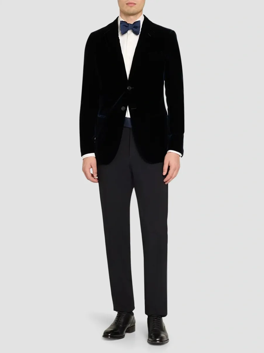 Giorgio Armani Men's Velvet Single-Breasted Velvet Dinner Jacket | Thumbnail 3 Giorgio Armani Men's Velvet Single-Breasted Velvet Dinner Jacket | Thumbnail 3