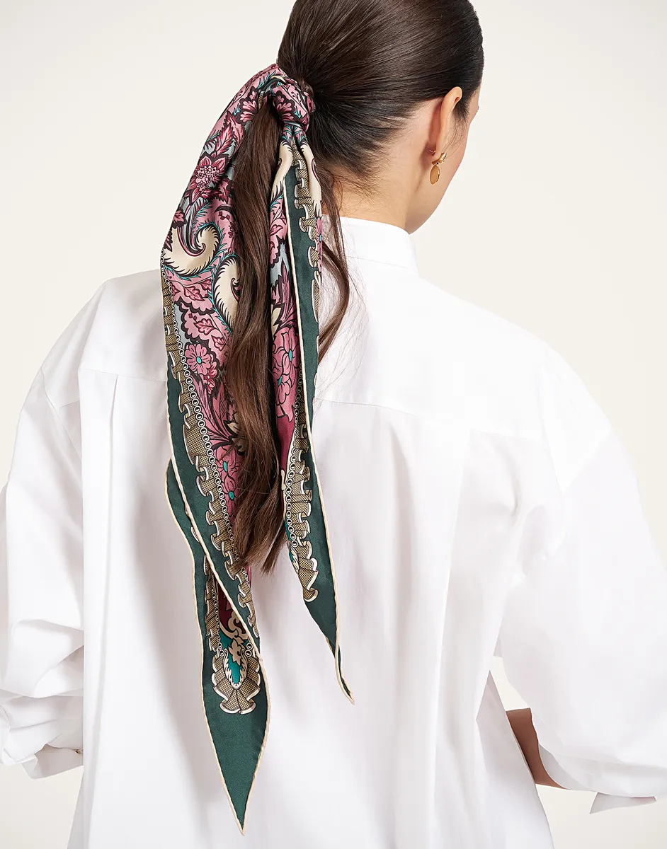 La Double J Diamond Scarf | Thumbnail 2