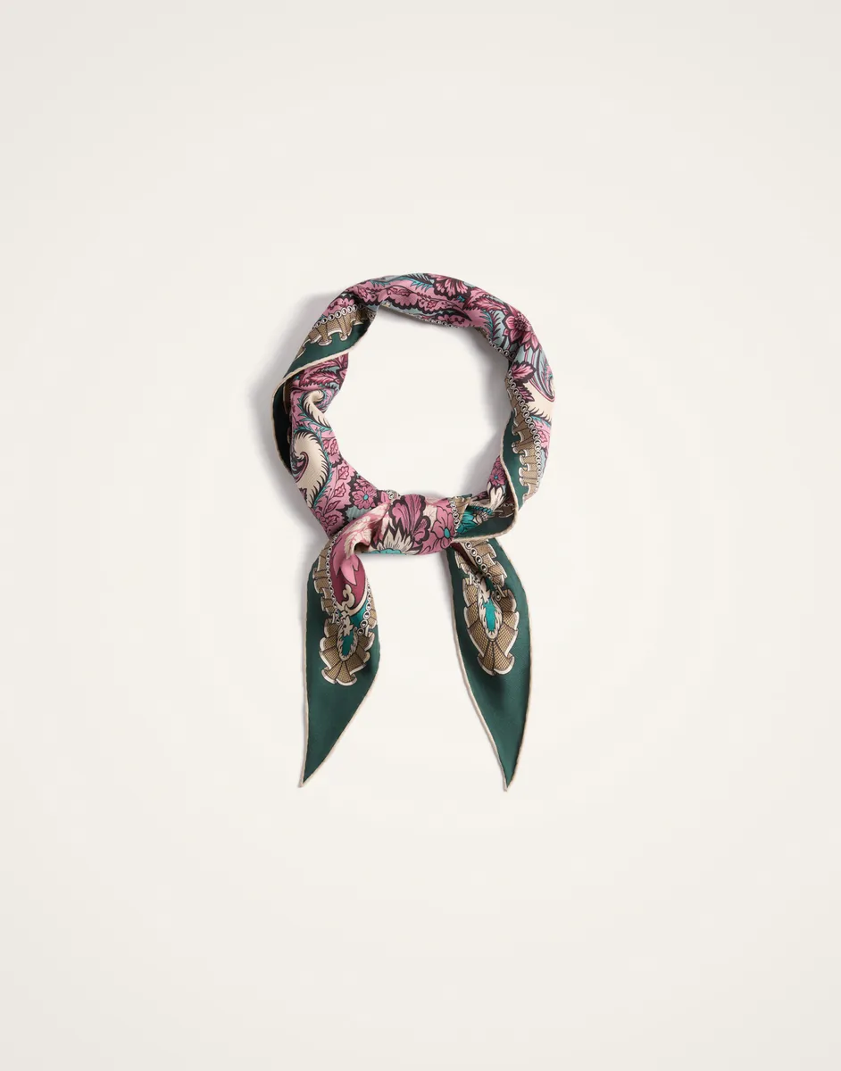 La Double J Diamond Scarf | Thumbnail 4