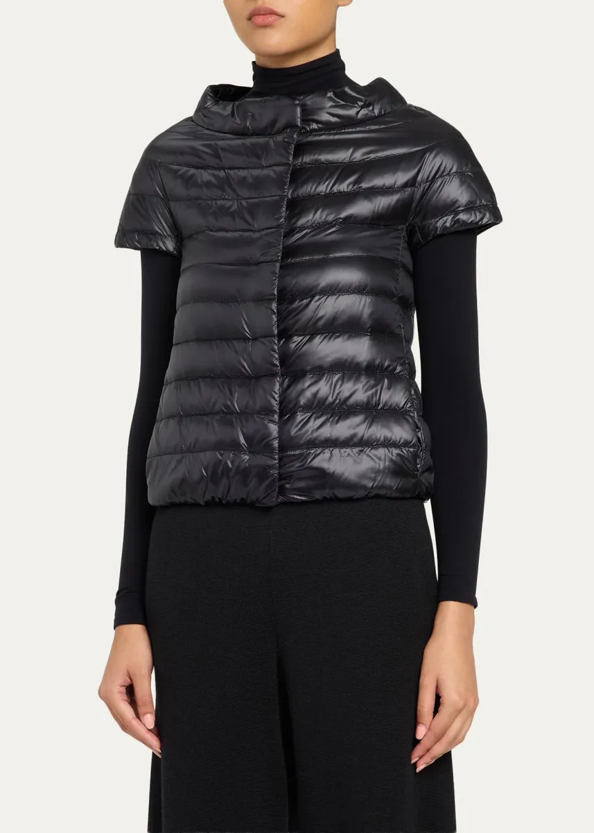 HERNO Emilia Water-Resistant Ultralight Nylon Puffer Cape | Thumbnail 4 HERNO Emilia Water-Resistant Ultralight Nylon Puffer Cape | Thumbnail 4