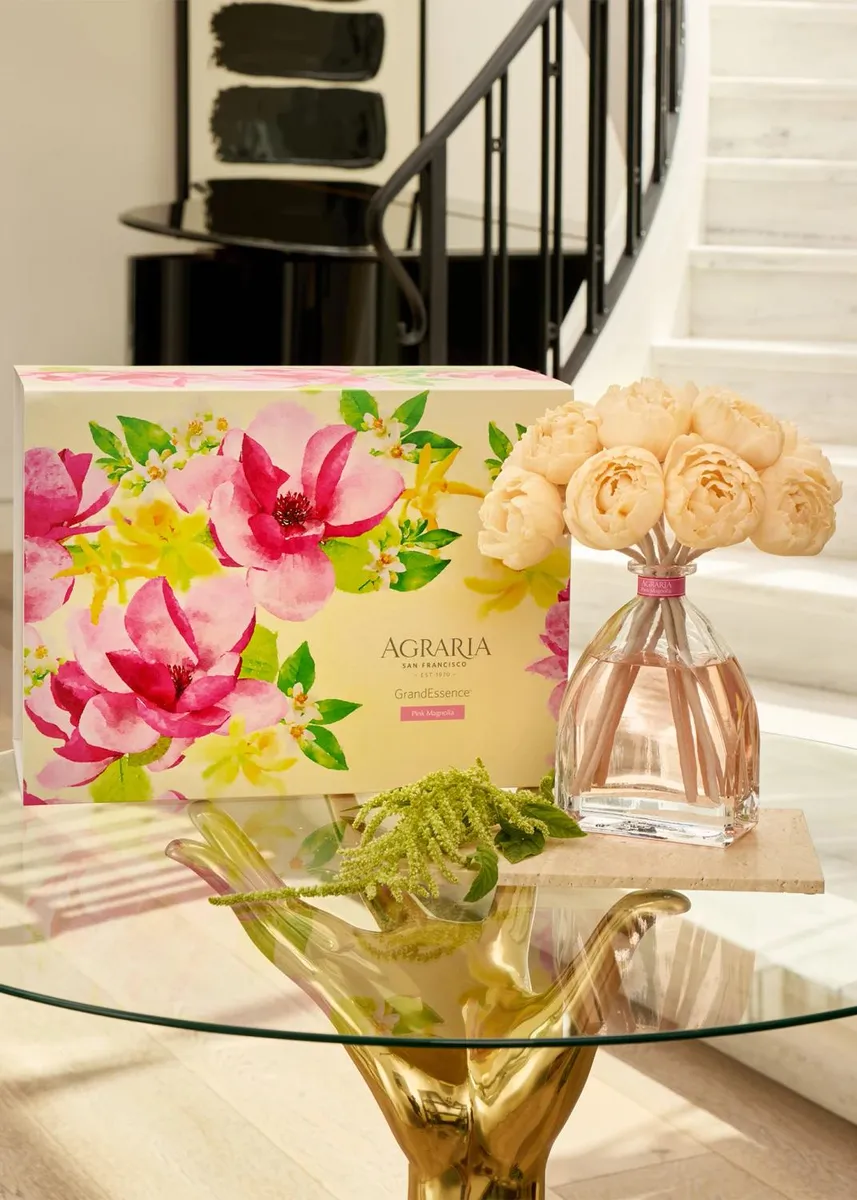 Agraria Limited Edition Pink Magnolia GrandEssence Diffuser, 32 oz. | Thumbnail 2