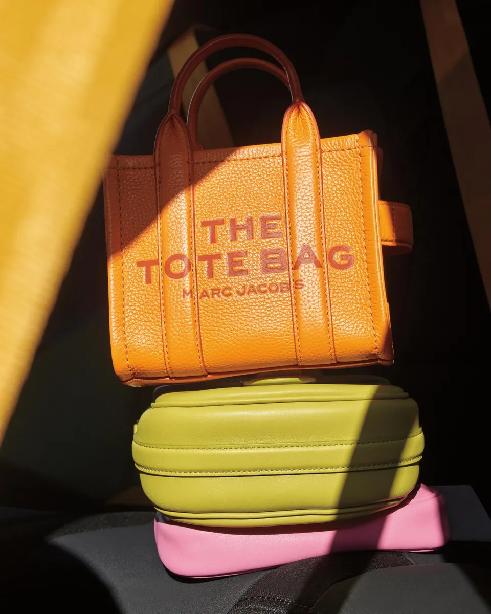 Marc Jacobs The Small Leather Tote Bag | Thumbnail 5 Marc Jacobs The Small Leather Tote Bag | Thumbnail 5