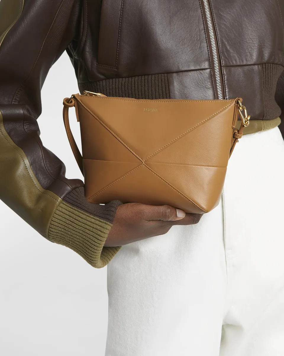 Loewe Puzzle Fold Leather Pouch Shoulder Bag | Thumbnail 4 Loewe Puzzle Fold Leather Pouch Shoulder Bag | Thumbnail 4