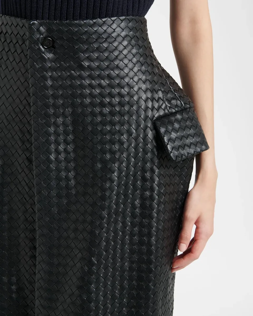 Bottega Veneta Intrecciato Leather Pockets Midi Skirt | Thumbnail 5