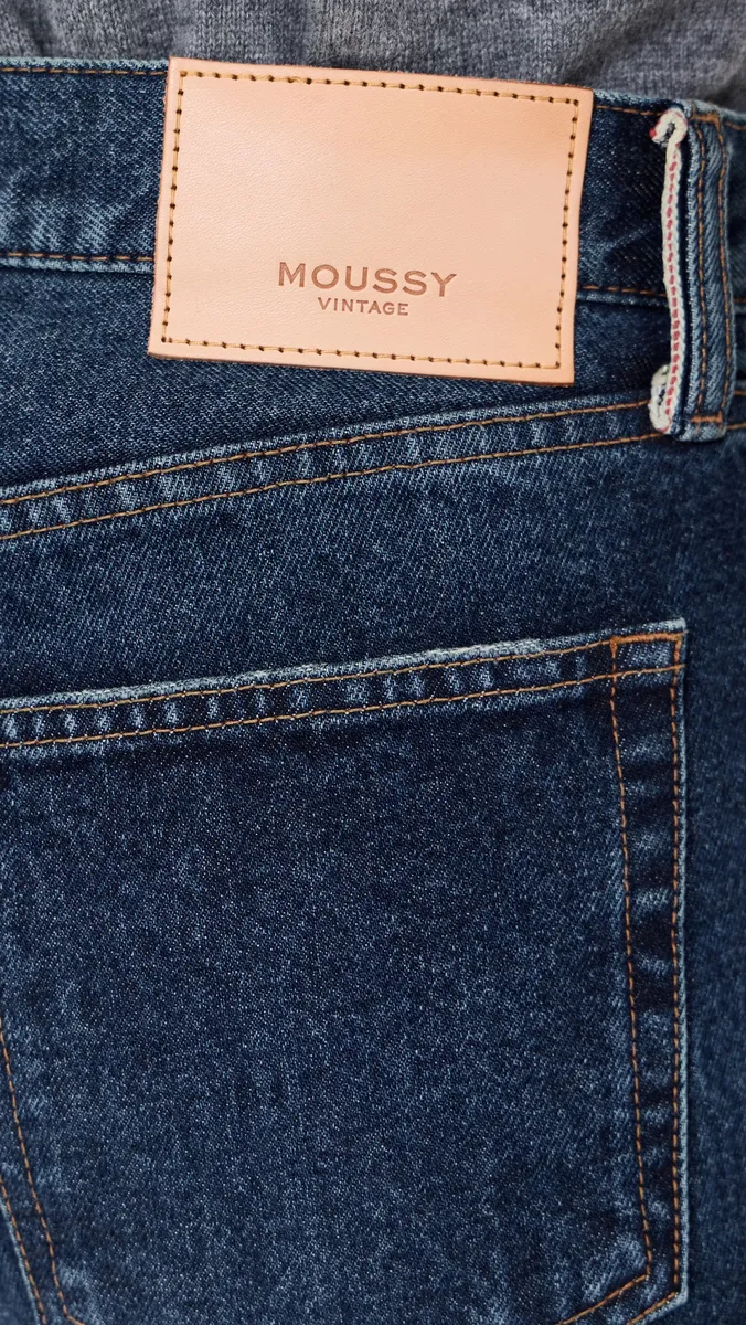 Moussy Vintage Bedford Curved Boy Jeans | Thumbnail 6 Moussy Vintage Bedford Curved Boy Jeans | Thumbnail 6