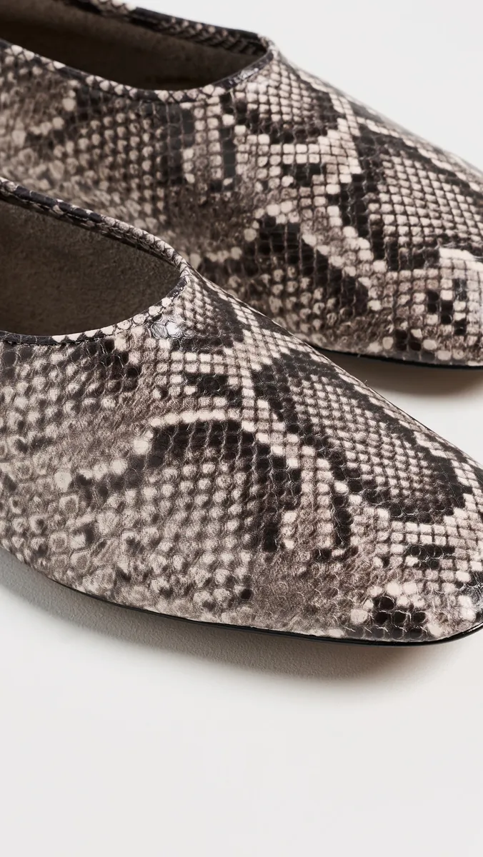 Schutz Hadley Flats | Thumbnail 6 Schutz Hadley Flats | Thumbnail 6