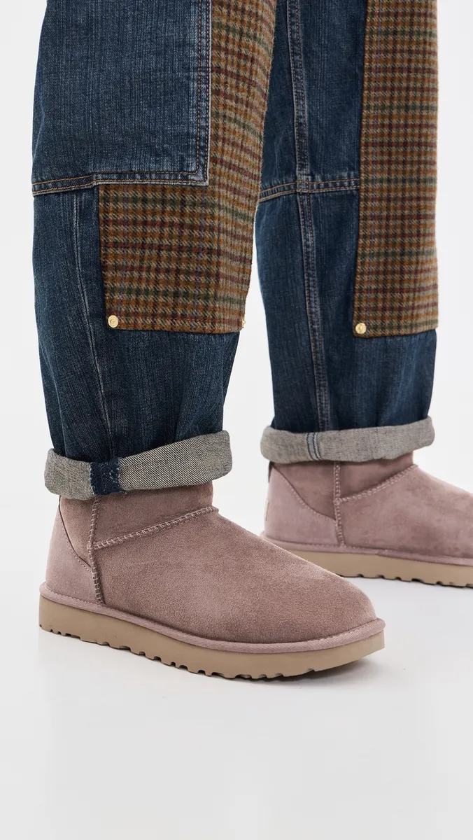 UGG Classic Ultra Mini Boots | Thumbnail 3 UGG Classic Ultra Mini Boots | Thumbnail 3