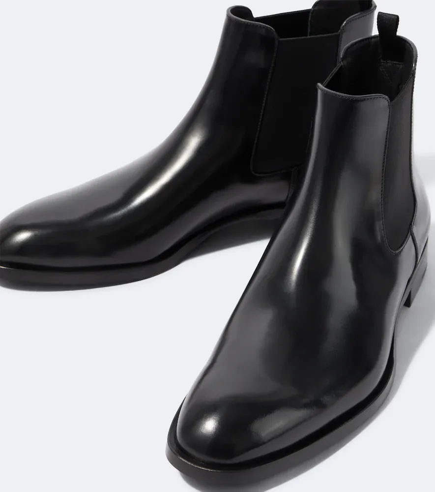 Prada Leather Chelsea boots | Thumbnail 2