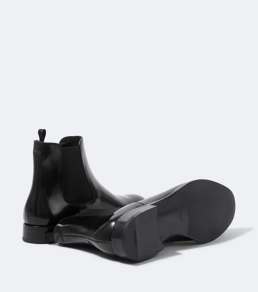 Prada Leather Chelsea boots | Thumbnail 6
