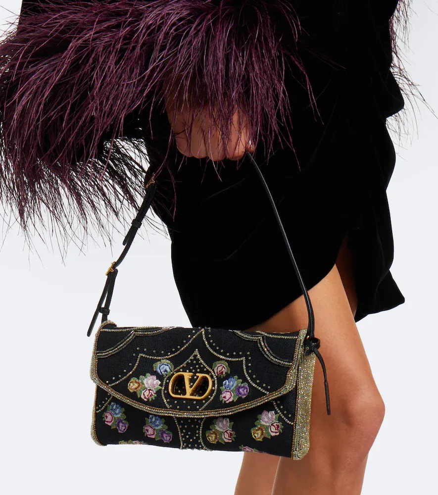 Valentino Garavani DeVain Small floral embellished shoulder bag | Thumbnail 5 Valentino Garavani DeVain Small floral embellished shoulder bag | Thumbnail 5