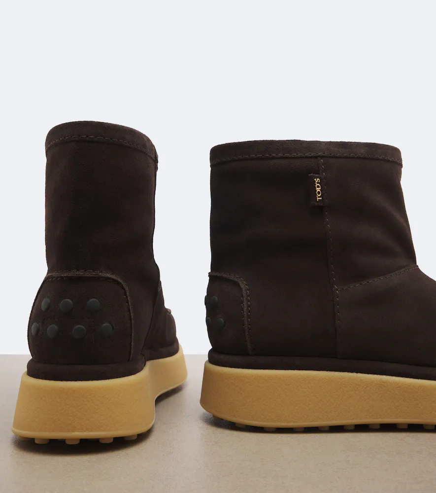 Tod's Gommino shearling-lined suede ankle boots | Thumbnail 2 Tod's Gommino shearling-lined suede ankle boots | Thumbnail 2