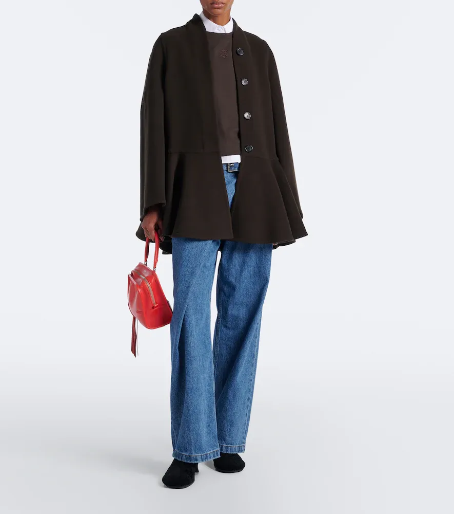 Loewe Peplum wool and cashmere coat | Thumbnail 5