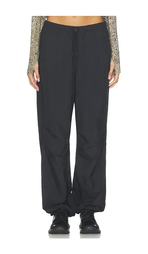 ON X Zendaya Ruched Lightweight Pant | Thumbnail 2