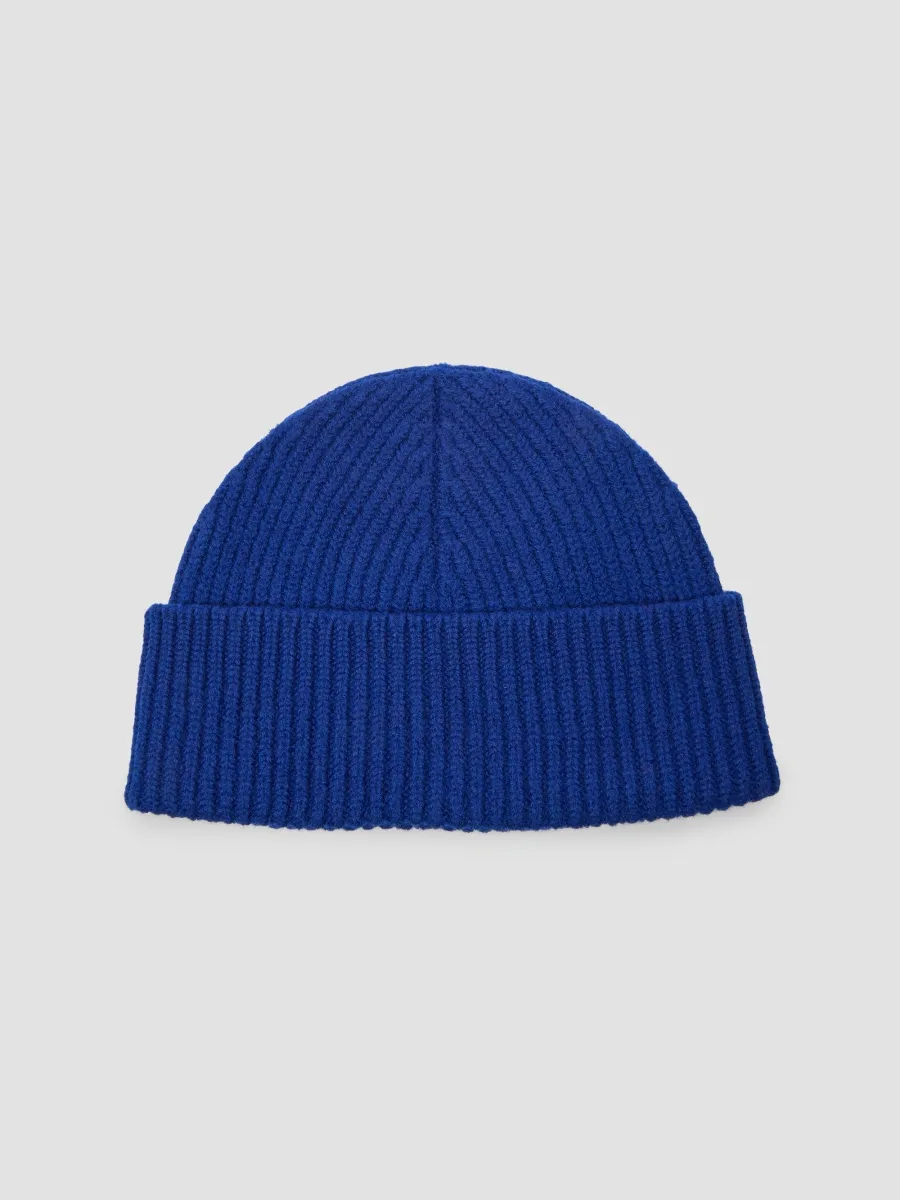 AMI PARIS Men's Logo Rib-Knit Wool Beanie Hat | Thumbnail 2 AMI PARIS Men's Logo Rib-Knit Wool Beanie Hat | Thumbnail 2