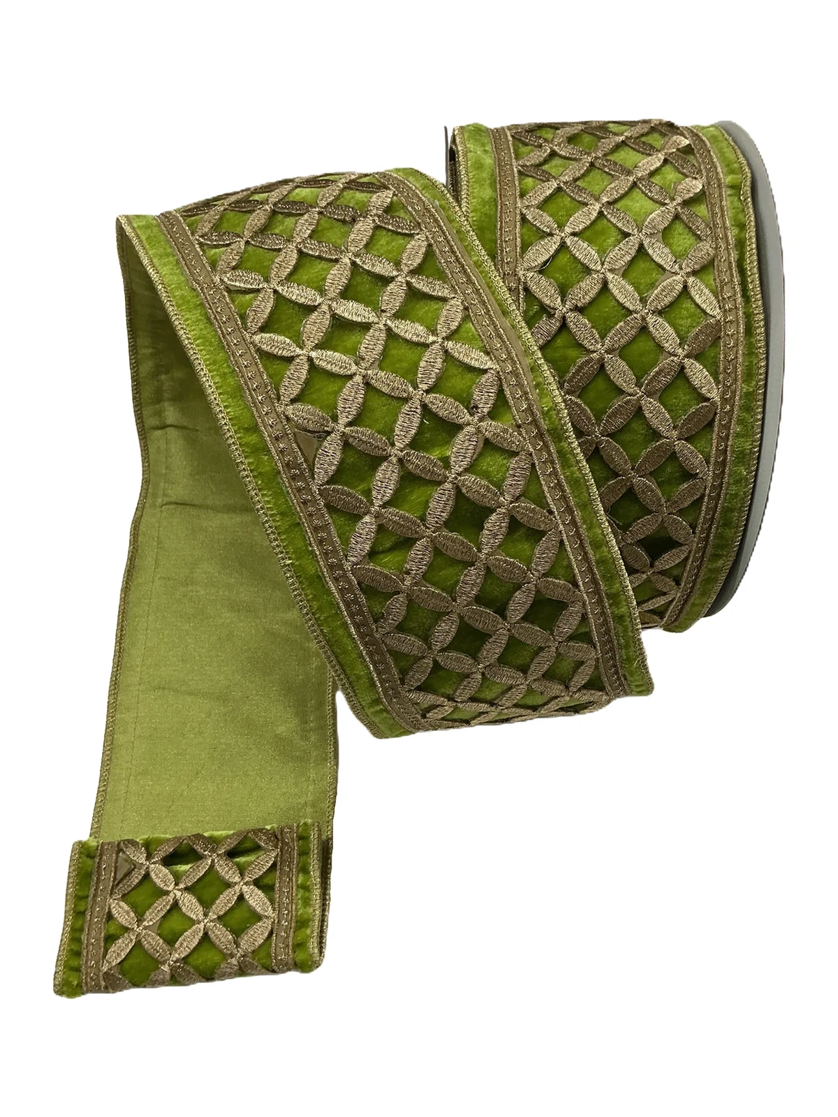 Winward Home Sheldon Velvet Ribbon